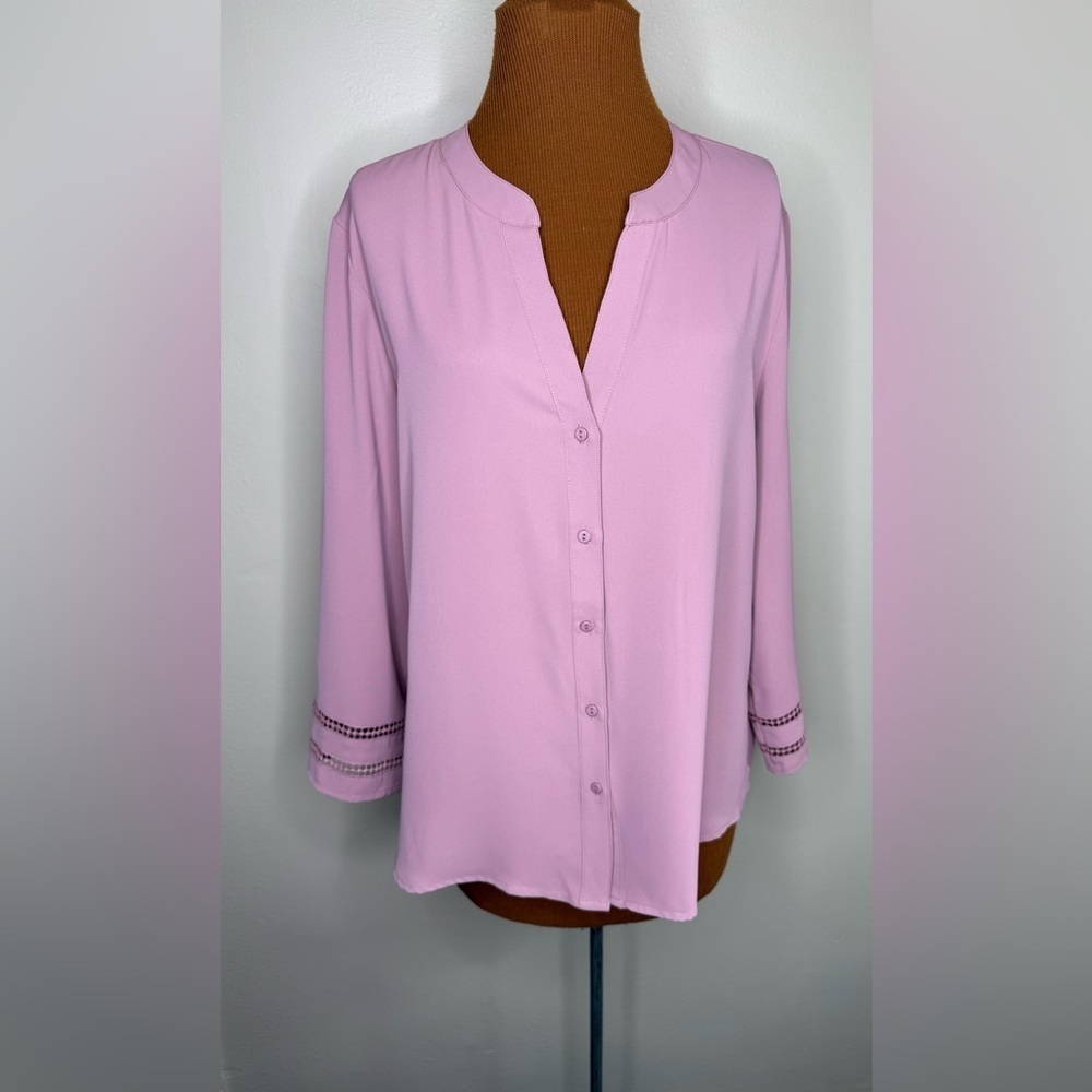 41 Hawthorn Lavender Pink Button-Front Blouse